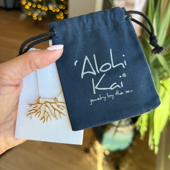 Alohi Kai Jewelry - Tuning Fork Bryozoan Necklace - Gold